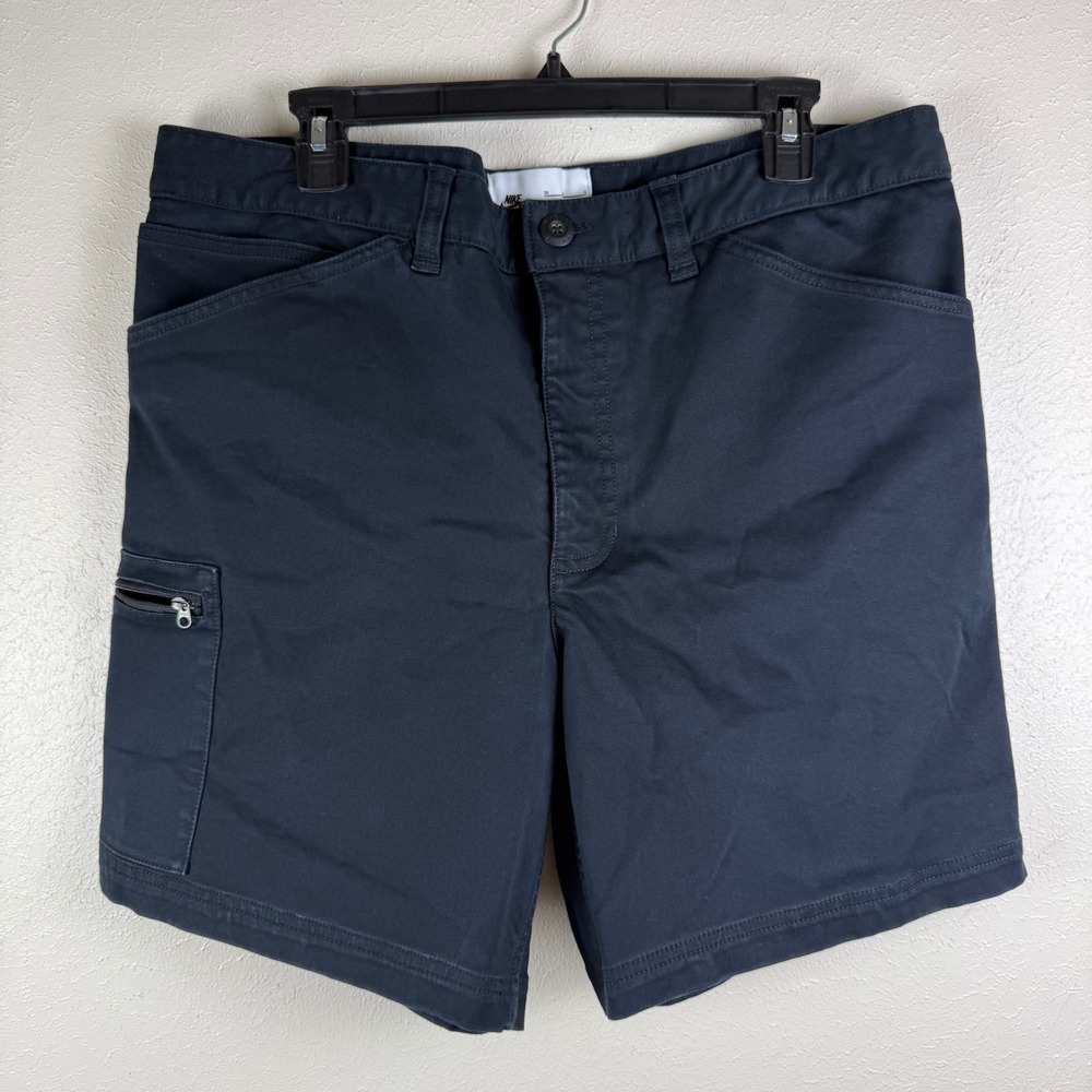Nike SB Mens Black Cargo Skate Shorts Size 36 Zippered Pocket Woven Cotton Blend